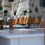 Gerani 3*